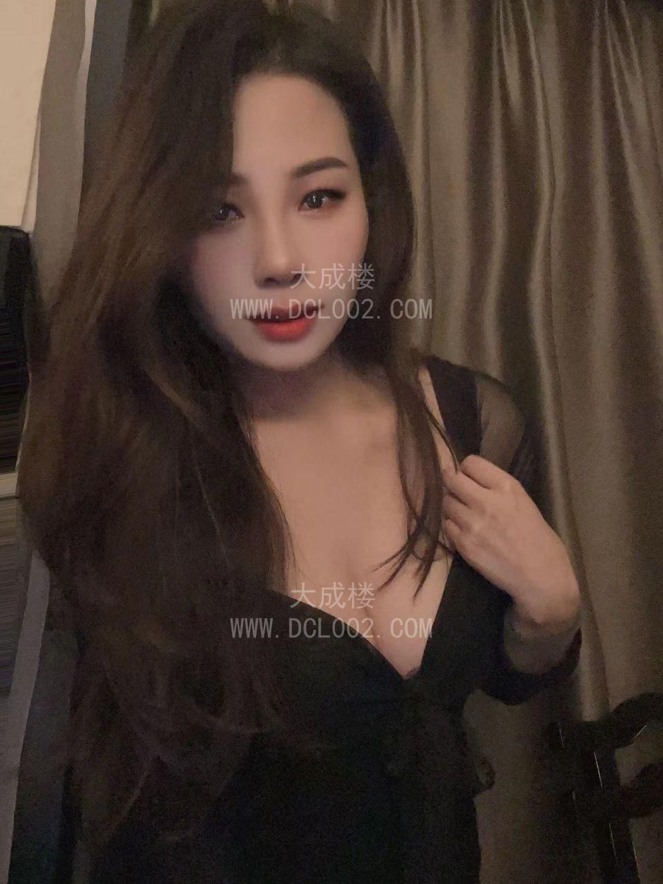 武汉大奶朵朵