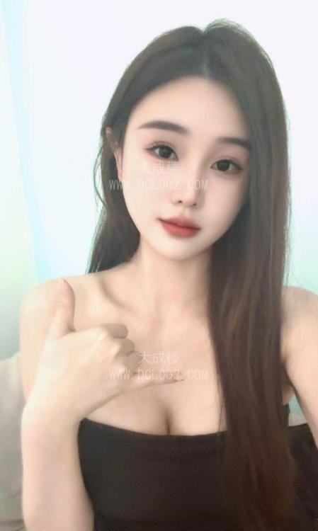 福田性感身材高挑颜值左左