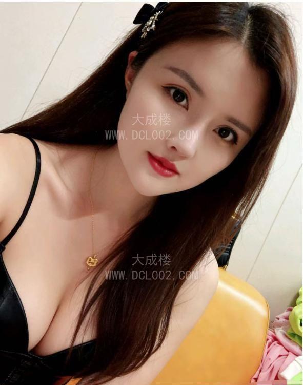 宝安颜值女友李一桐