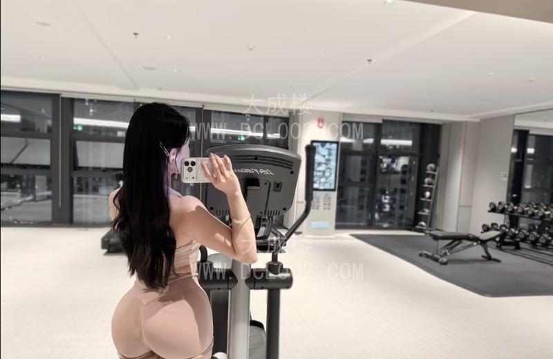 中山爱健身美女晚晴