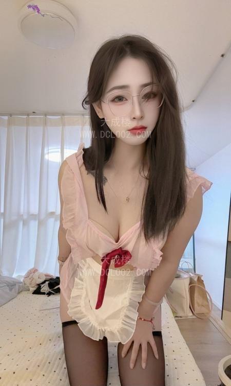 龙岗情趣制服小姐姐