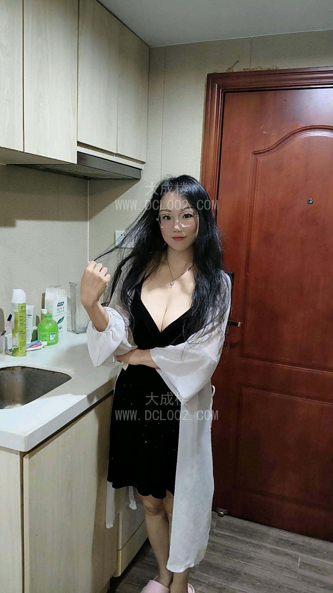 深圳龙岗兼职巨乳教师