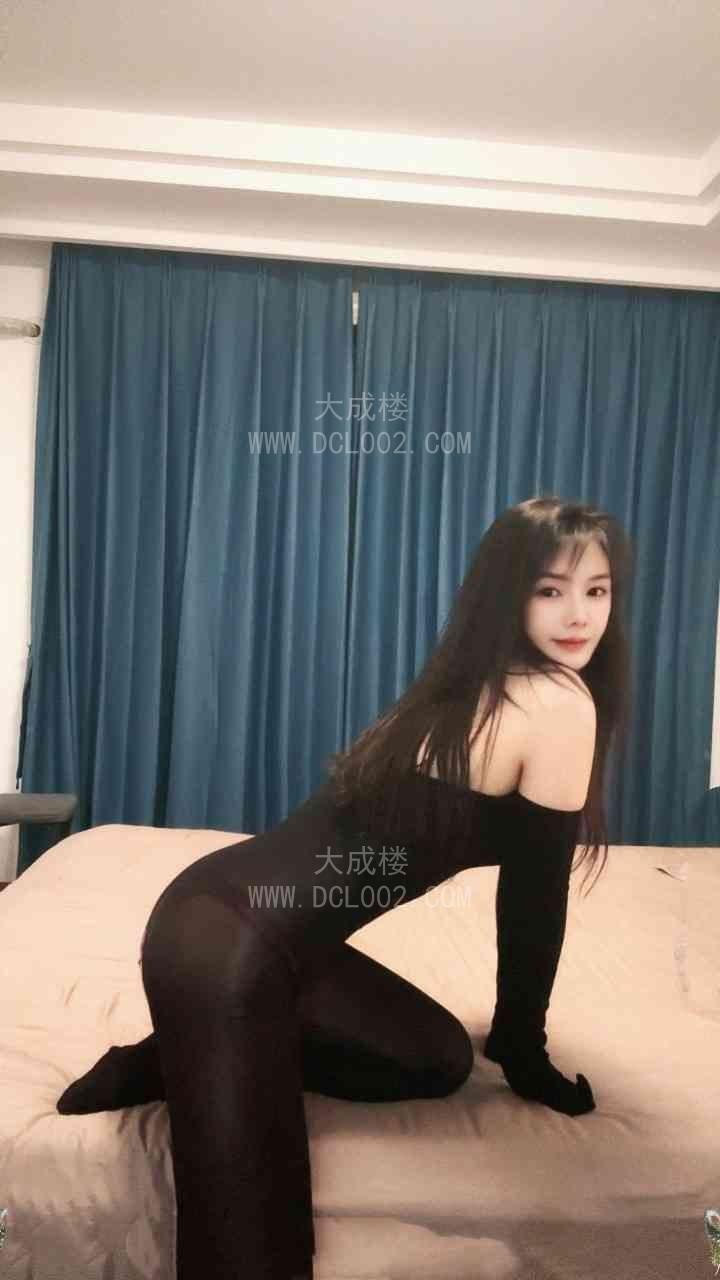 白云风骚服务型御姐