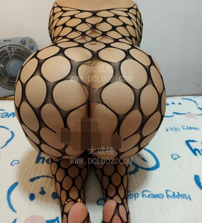 白云F杯丰臀肉便器