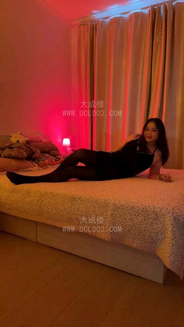 青岛少妇大奶牛