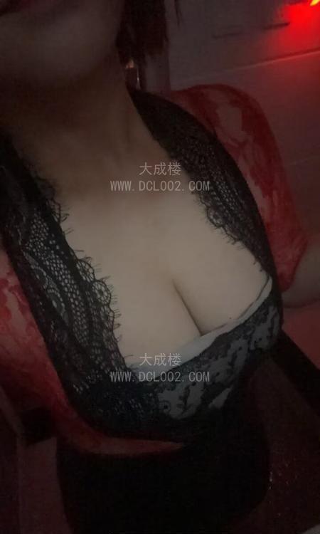 武汉徐东性感大奶媚娘