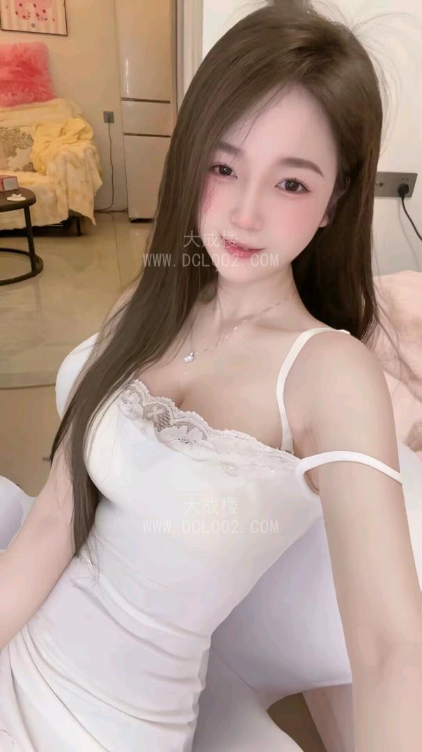 南京童颜巨乳容易高潮小嫩妹