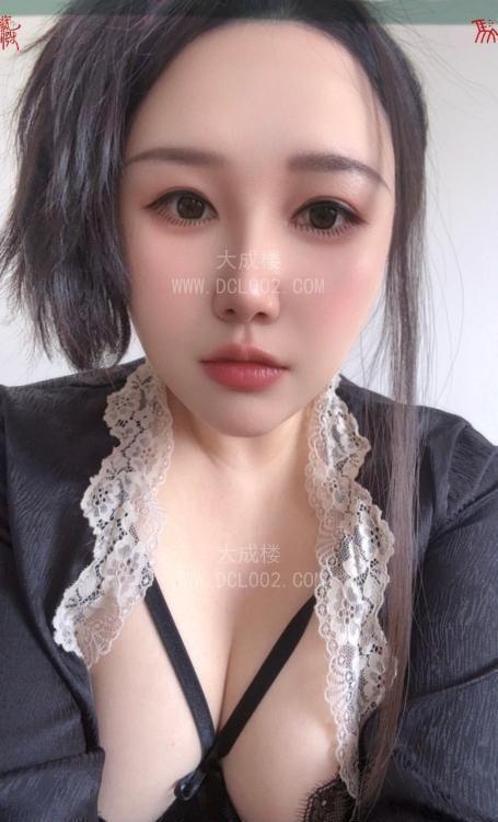 东城黑丝丰满小姐姐