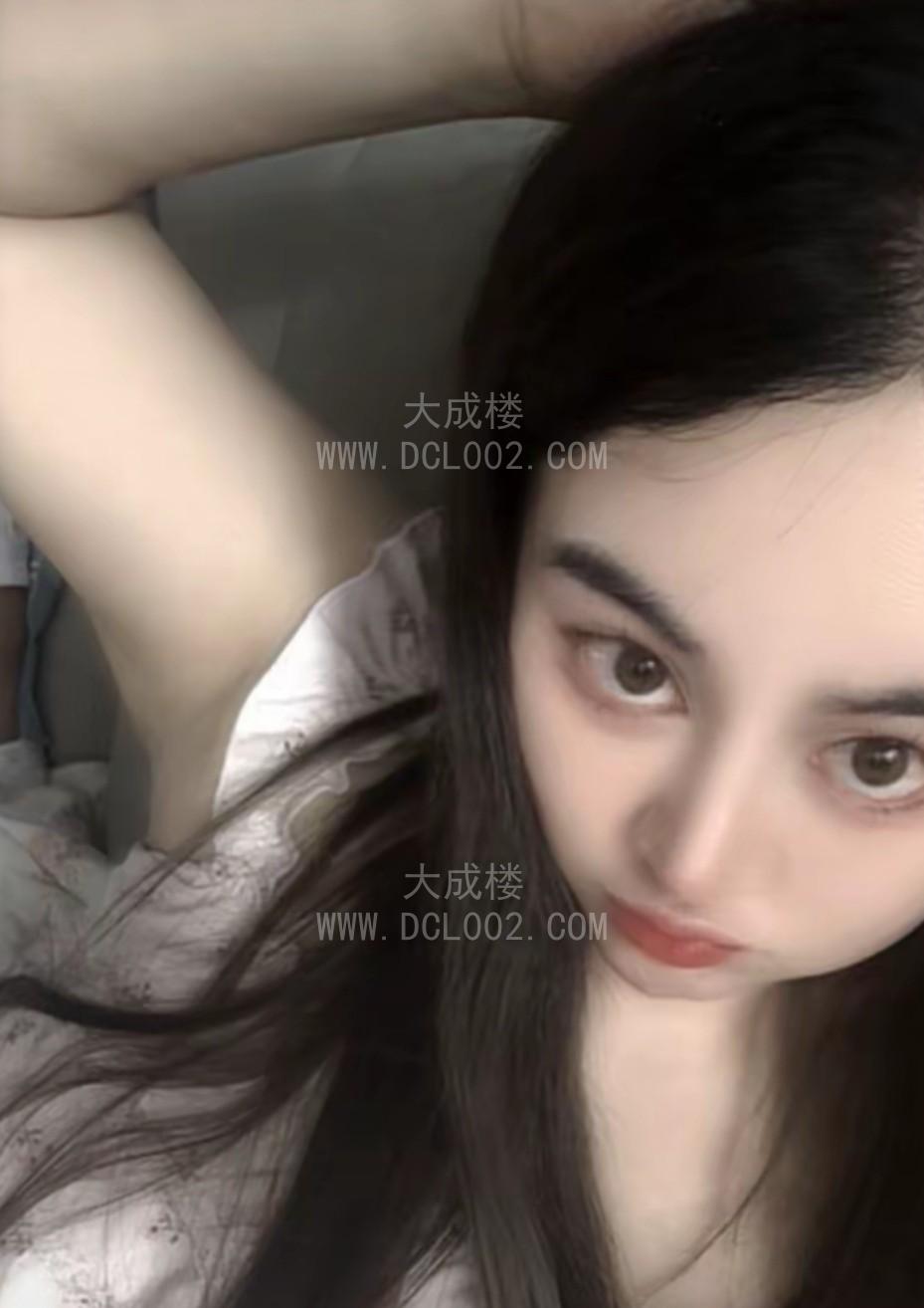 太原小巧美女