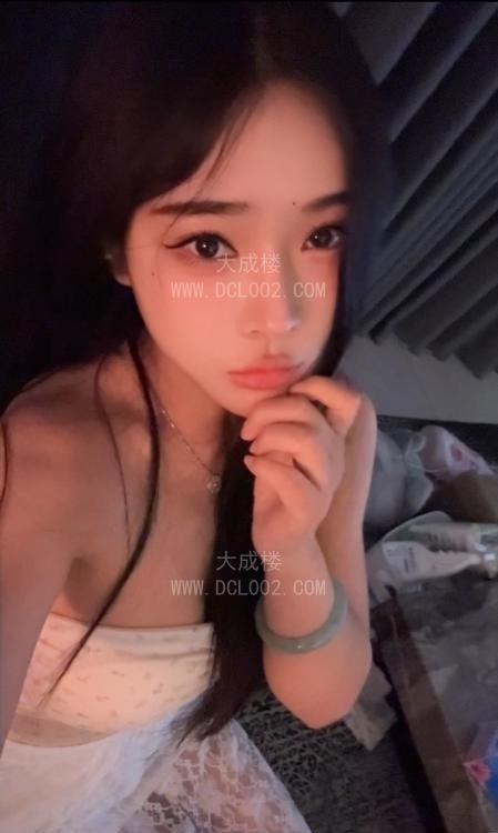 杭州东站巨乳颜值小乔