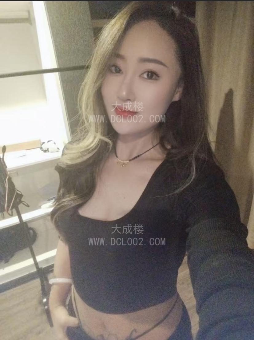 南京长腿性感熟女