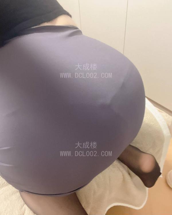 宝安制服大胸佩佩