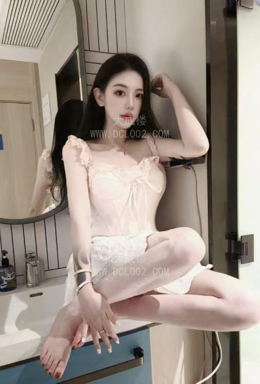 静安大胸恩熙妹子
