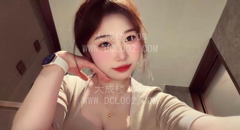 闵行丰满零零后小妹