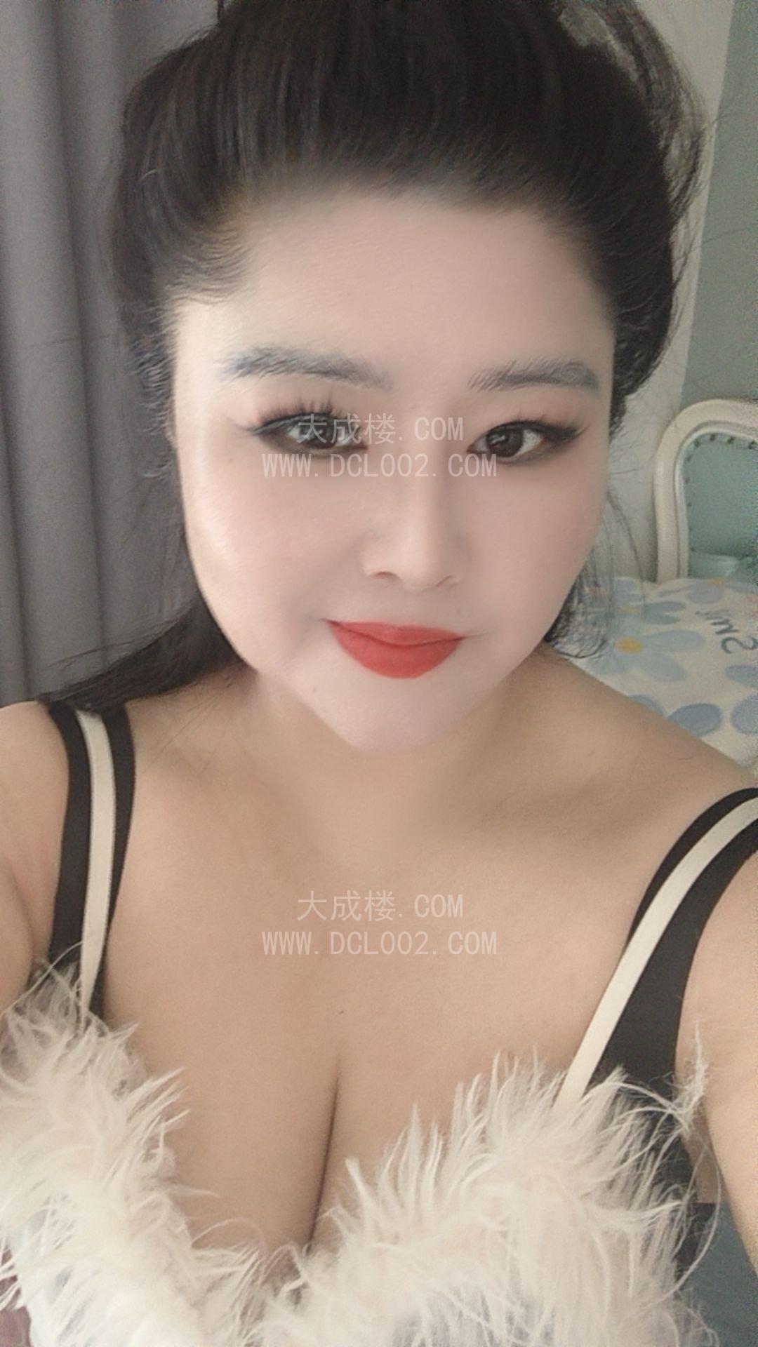 建邺性价比大胸大臀少妇妞妞
