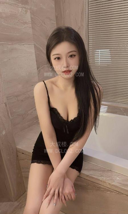 东莞大胸手感好颜值嫩妹