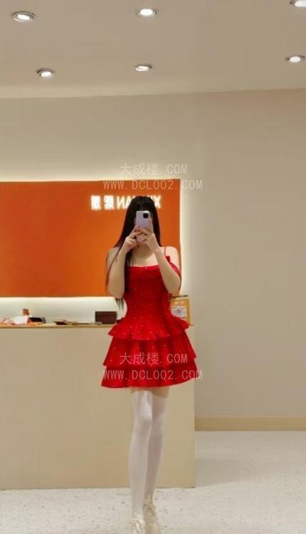 武汉光谷步行街芳芳