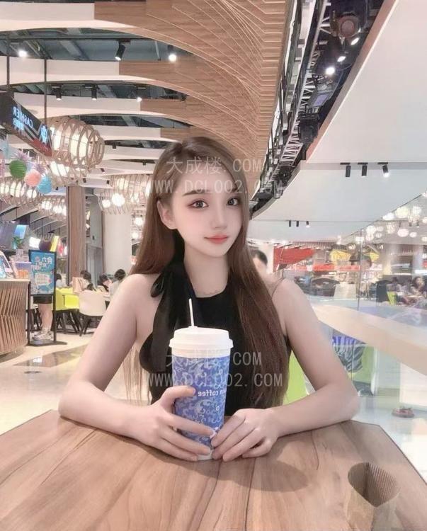 南山颜值大胸莱雅