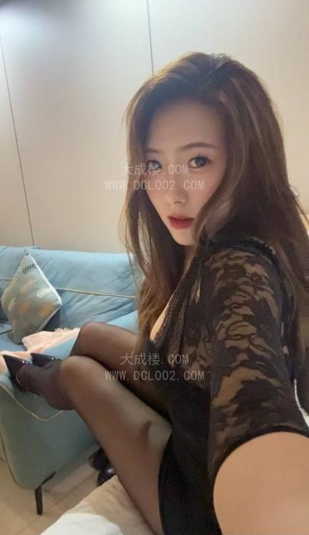 成都妩媚小御姐