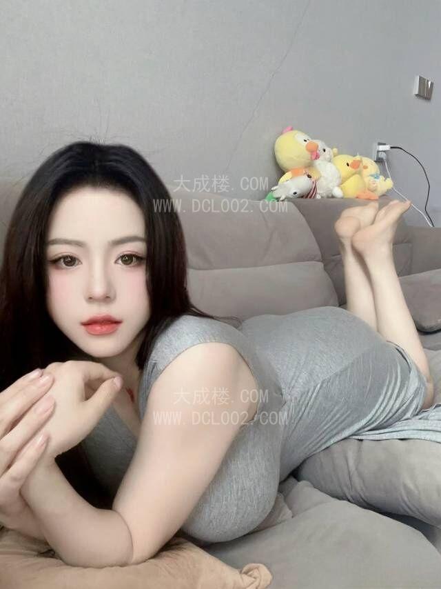 闵行大奶妹子
