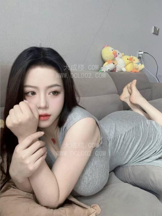 闵行大奶妹子
