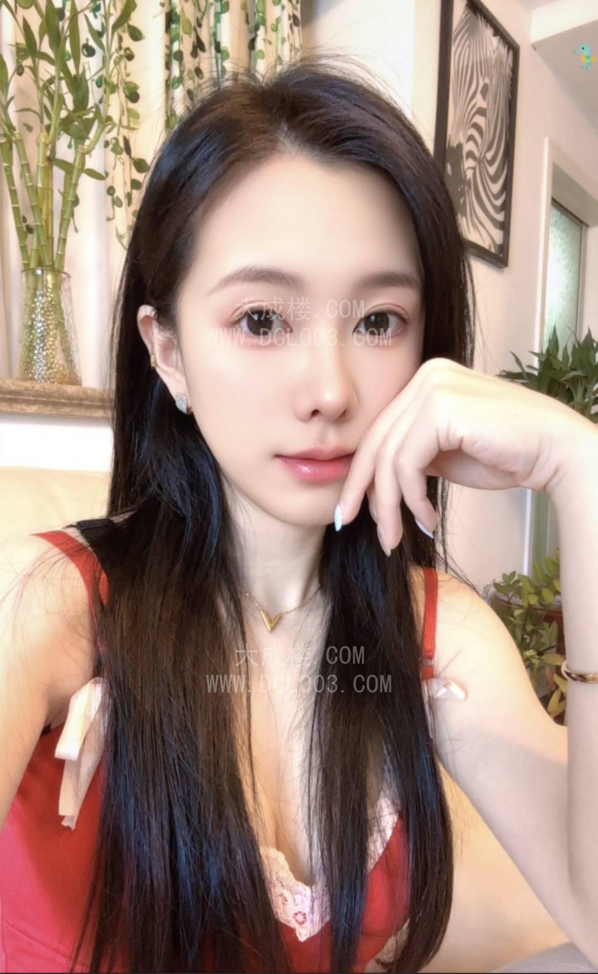 杭州西湖佳丽女友吴迪