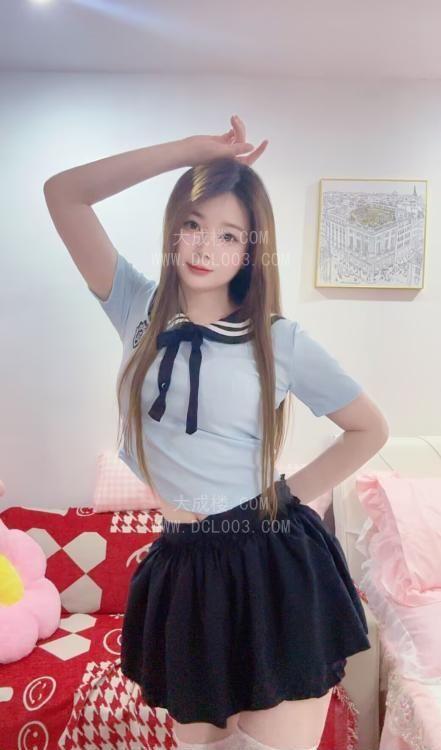 徐汇御姐制服诱惑