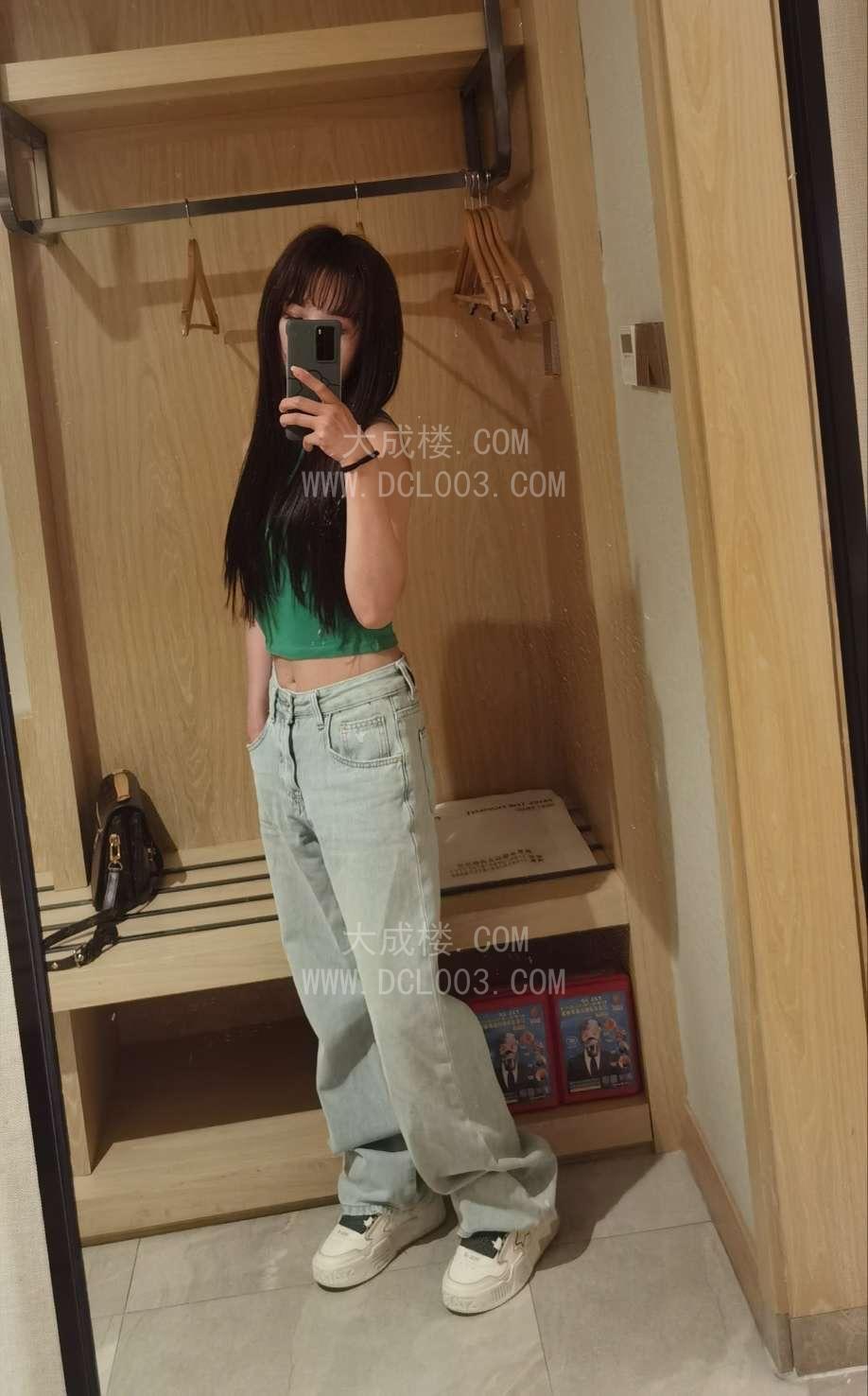 白云03年日本混血小爱