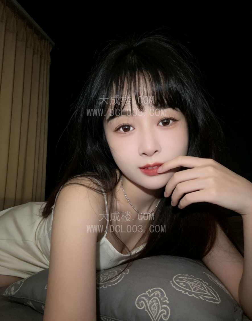 白云03年日本混血小爱