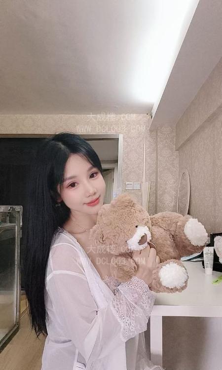 南京南站白嫩妹妹