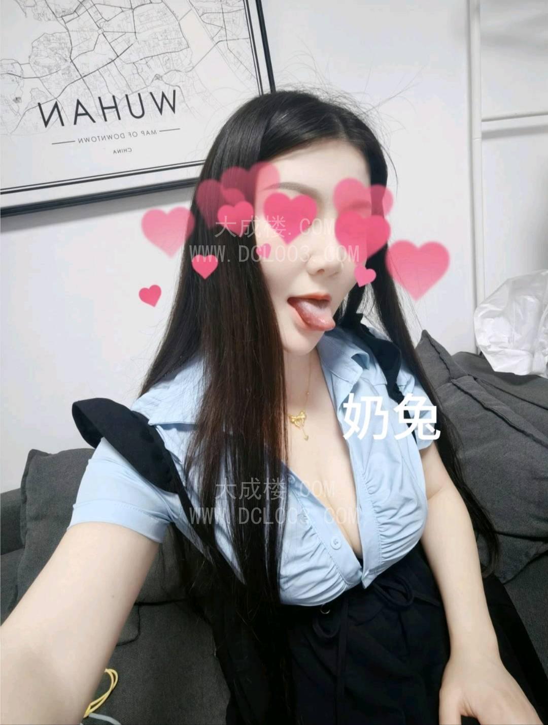 武汉江汉大胸奶兔