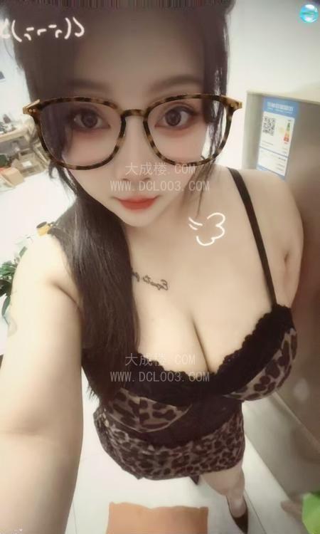 郑州性感豹纹嫩妹