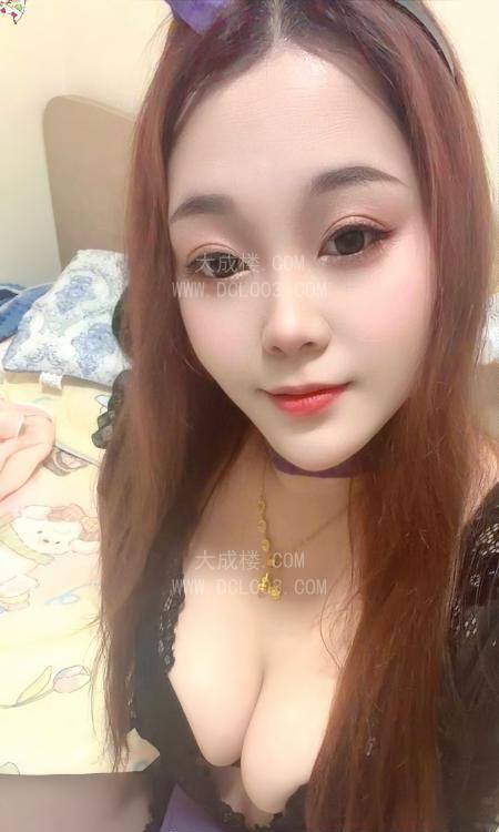 南山丰满巨乳暖暖