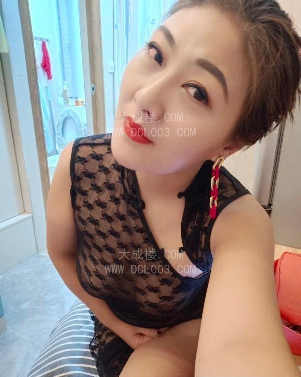 天河东北美少妇黄妮