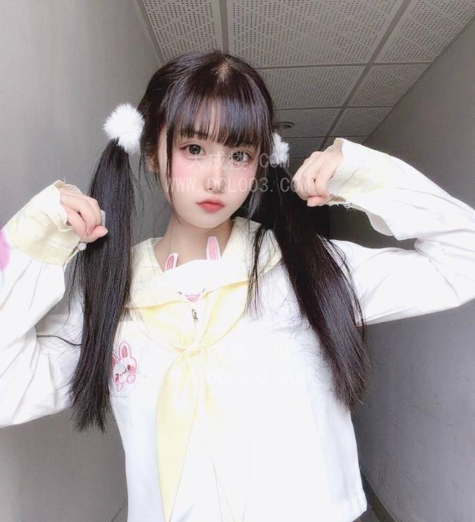 静安清纯二次元颜值嫩妹