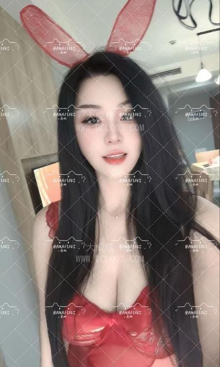 成都性感E杯大奶溪桐
