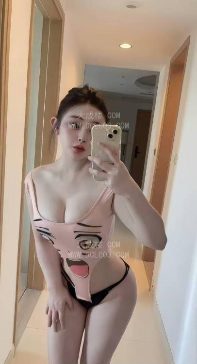黄岛性感大胸妹子