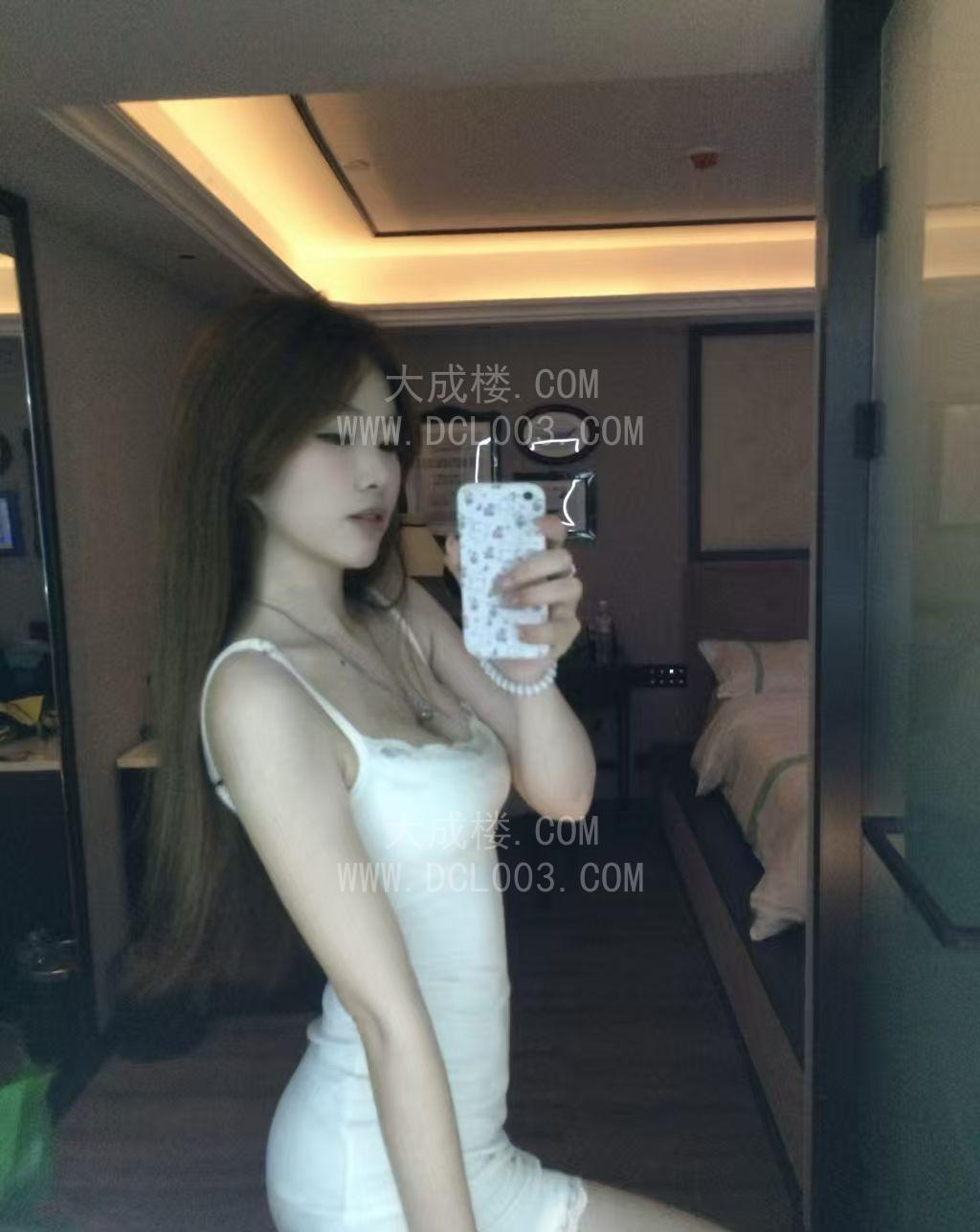 南京邻家小妹兼职赚零花钱