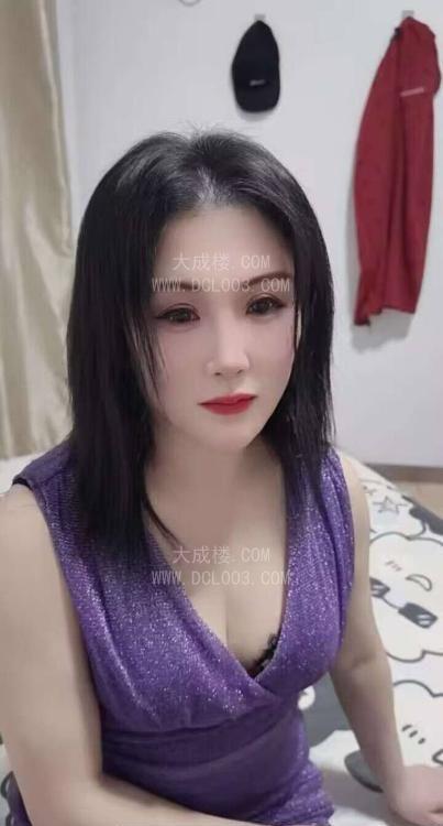 浦东瑜伽一字马少妇