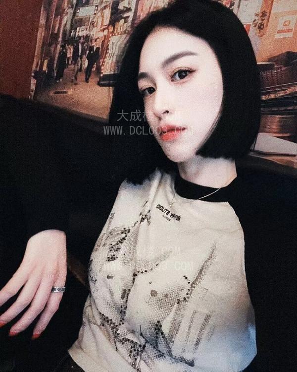 长宁短发气质御姐