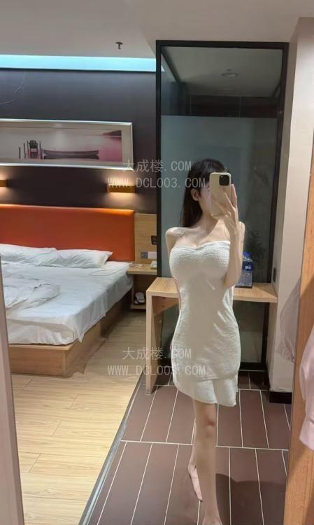 南沙性感身材苗苗