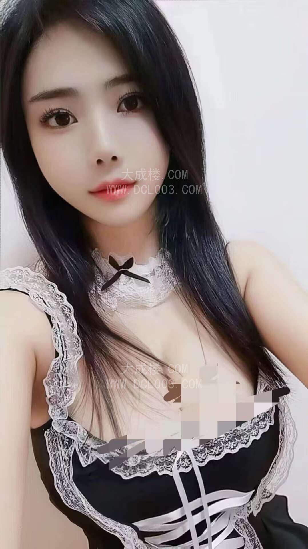 白云颜值大胸女友感静静