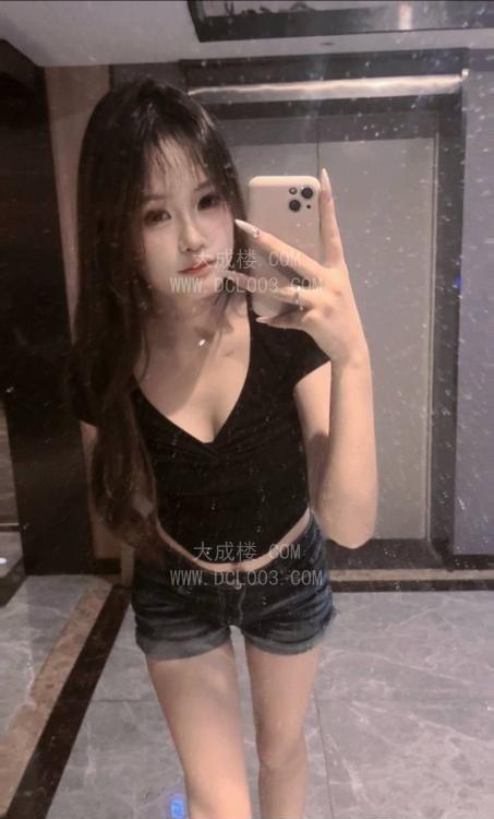 闵行零零后小妹瑶瑶