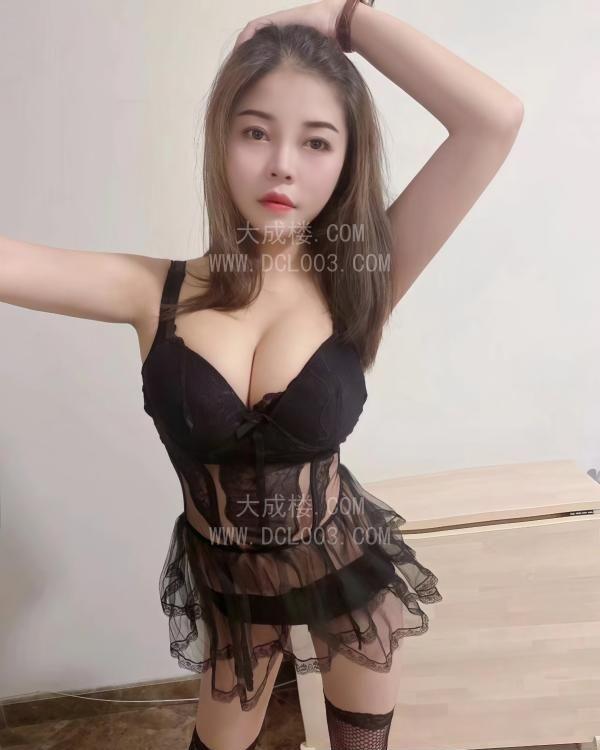 海珠肤白大波美媚