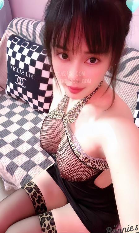 浦东大奶小骚货朱珠