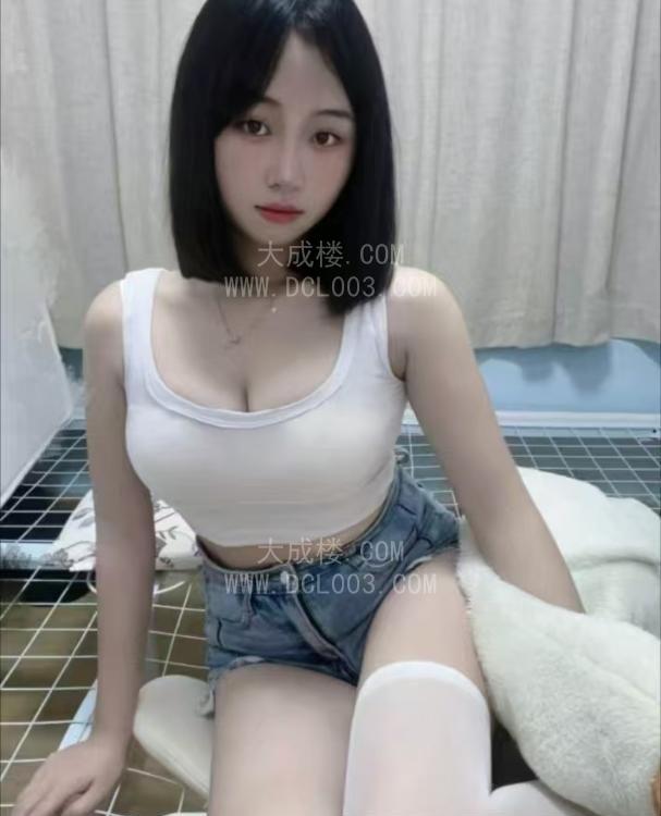 东莞性感美乳紧致小骚货