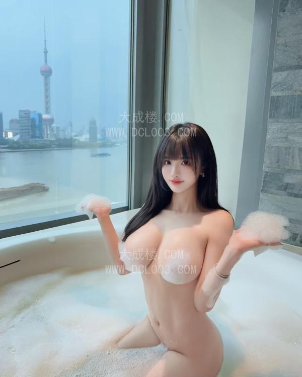 闵行蜜桃臀E奶兔兔