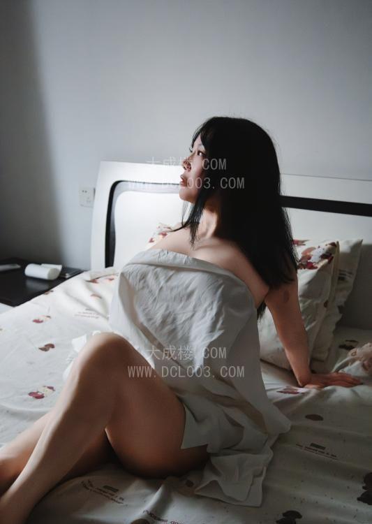 静安大胸软妹