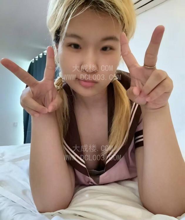 青岛新人妹妹小穴紧水多