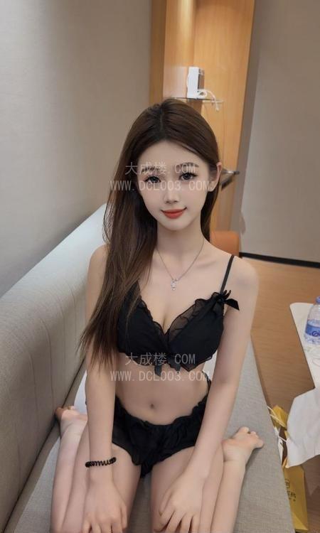 南山肤白貌美女友感嫩妹